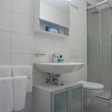 Gibraltarstrasse 13 Apartamento *